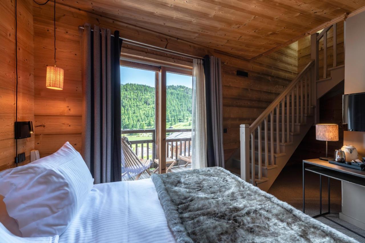 Le Chalet Blanc Hotel & Spa Montgenevre Exterior photo