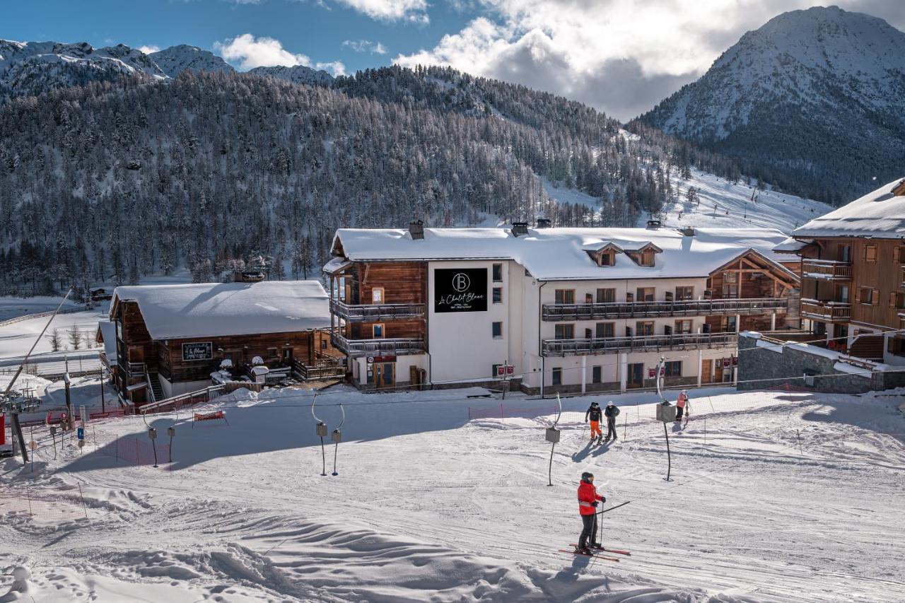 Le Chalet Blanc Hotel & Spa Montgenevre Exterior photo