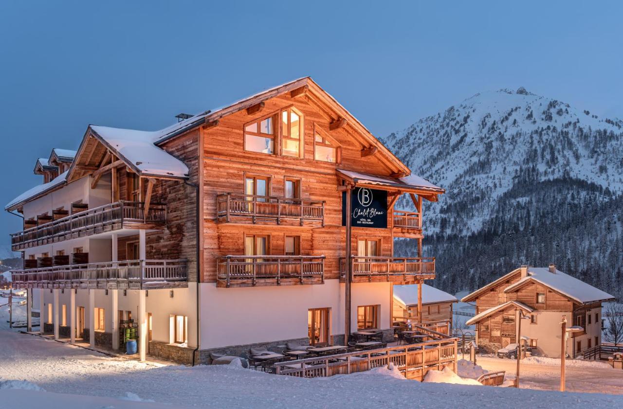 Le Chalet Blanc Hotel & Spa Montgenevre Exterior photo