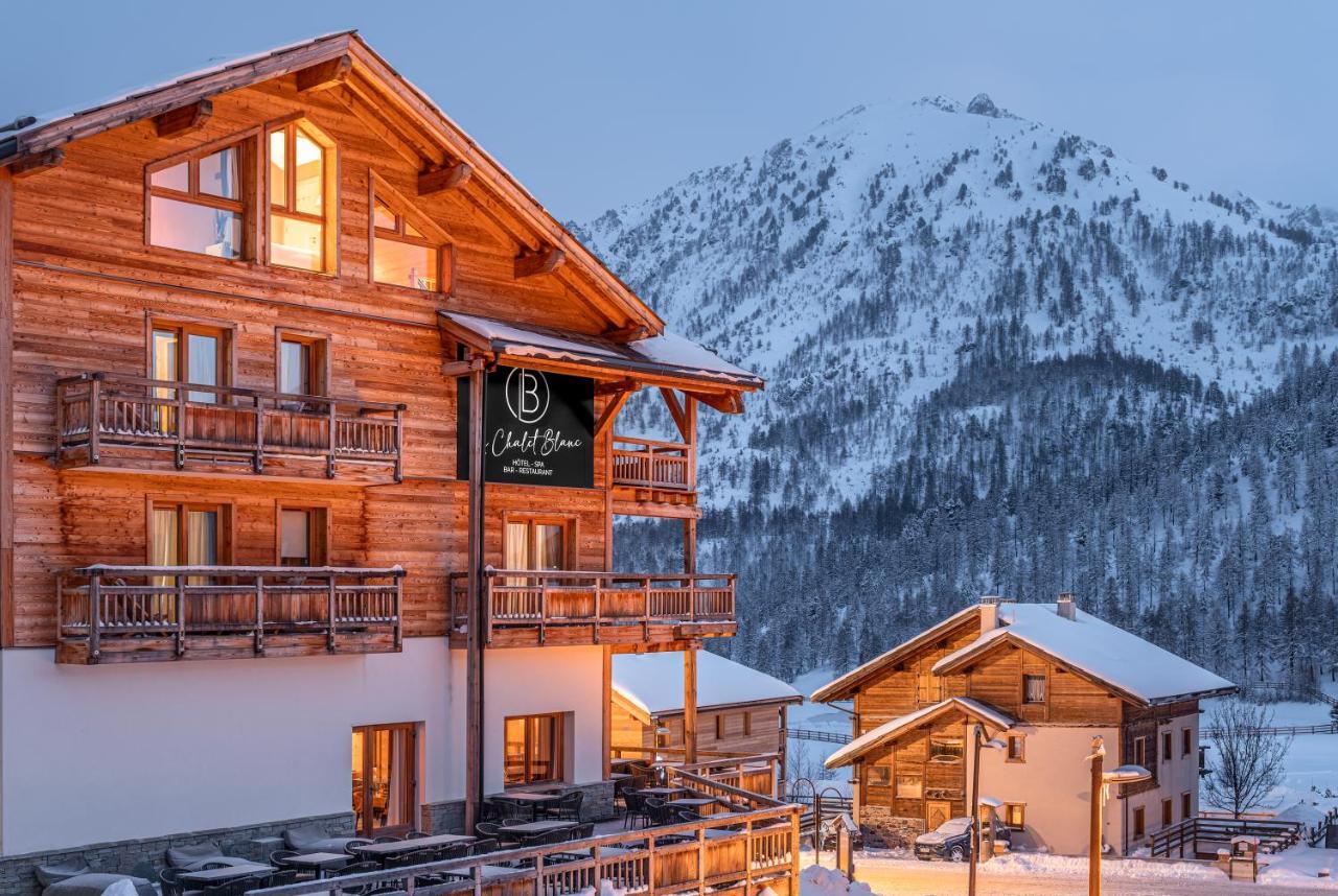 Le Chalet Blanc Hotel & Spa Montgenevre Exterior photo